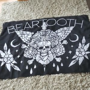 Beartooth tapestry